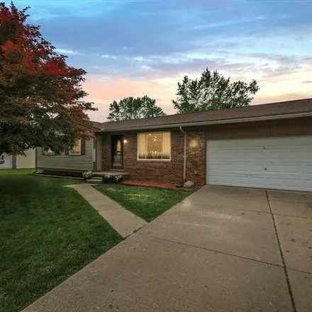Buy this 3 bed house on Dearborn Drive in Rochester Hills, MI 48309