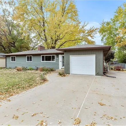 Image 3 - 3017 Asbury Street, Roseville, MN 55113, USA - House for sale