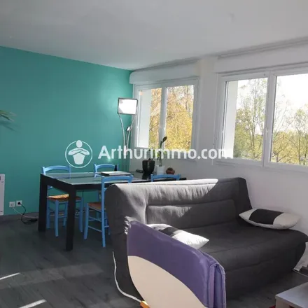 Rent this 2 bed apartment on 4 Rue Raymond Eglin in 77176 Savigny-le-Temple, France
