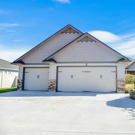 Buy this 4 bed house on 4708 Castleton Avenue in Canyon County, ID 83686
