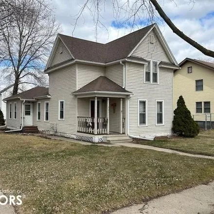 Buy this 3 bed house on 418 North Garfield Street in Algona, IA 50511