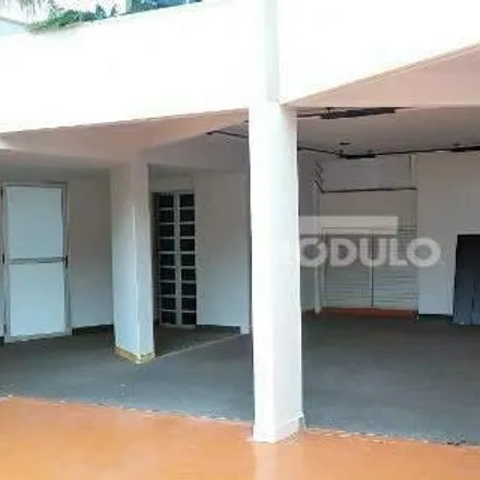 Rent this 5 bed house on Rua Duque de Caxias in Lídice, Uberlândia - MG
