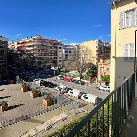 Image 2 - Le Trianon, 16 Boulevard Albert 1er, 06600 Antibes, France - Apartment for rent