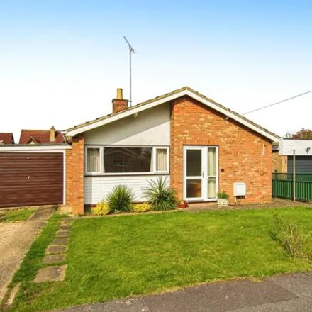 Buy this 2 bed house on Holme Close in Oakington, CB24 3AP