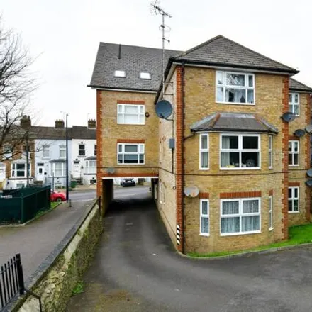 Image 2 - Royal George, Boxley Road, Penenden Heath, ME14 2TW, United Kingdom - Apartment for sale
