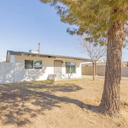 Buy this 2 bed house on 1104 East Love Street in Casa Grande, AZ 85122