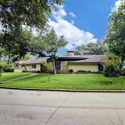 Image 2 - 8087 Glenforest Court, Houston, TX 77061, USA - House for sale