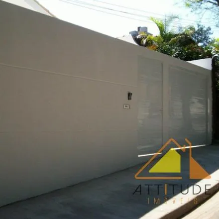 Buy this 3 bed house on Cidade da Criança in Rua Tasman 301, Centro
