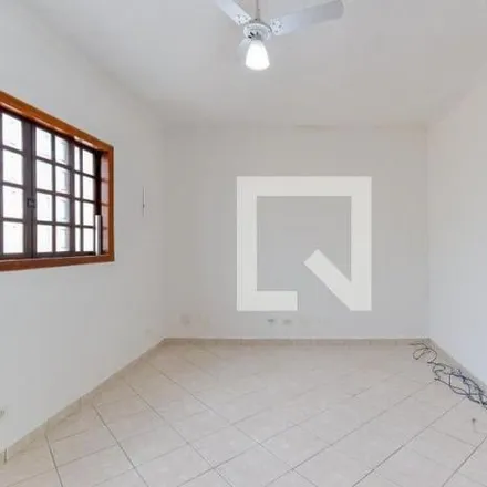 Rent this 3 bed house on Rua Coronel Lopes Branco 303 in Jardim Brasil, São Paulo - SP