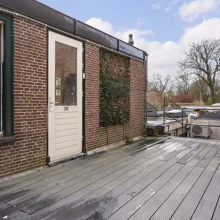 Rent this 2 bed apartment on Hoofdstraat 206A in 2071 EN Santpoort-Noord, Netherlands