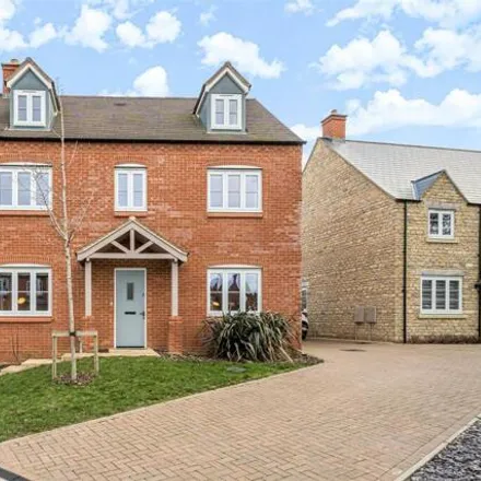 Buy this 5 bed house on Tanters Road in Towcester, NN12 6LE