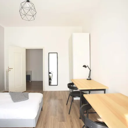 Image 6 - Via Giuseppe Soli, 28, 41121 Modena MO, Italy - Room for rent