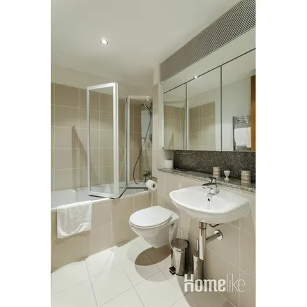 Image 2 - unnamed road, North Wall, Dublin, D01 T1W6, Ireland - Apartment for rent