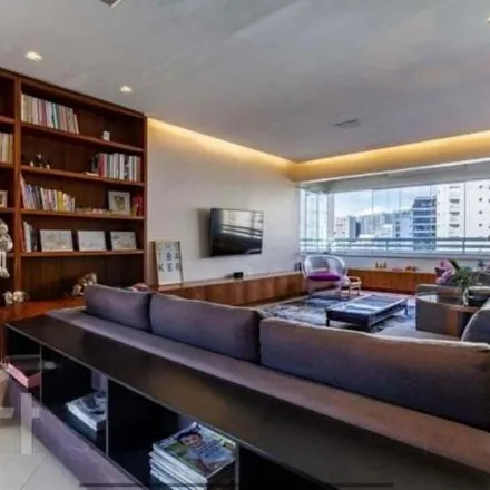 Buy this 4 bed apartment on Rua Desembargador Dalmo do Valle Nogueira in Paraisópolis, São Paulo - SP