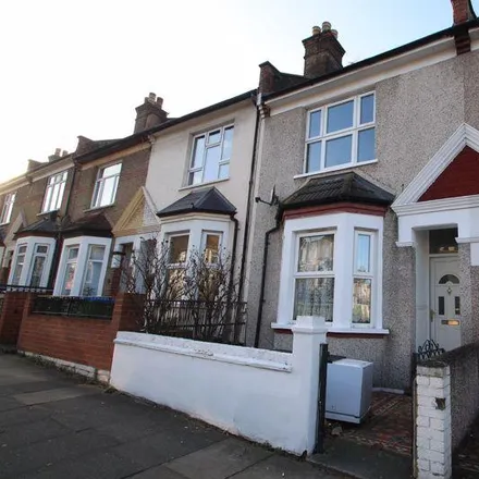 Rent this 2 bed townhouse on Cassilda Road in Basildon Road, London