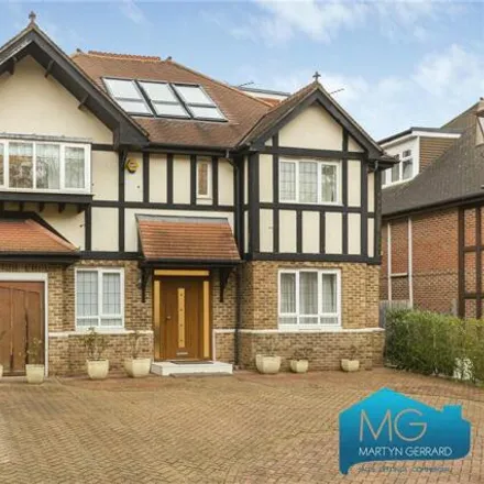 Buy this 6 bed house on 10 Westlinton Close in London, NW7 1PY