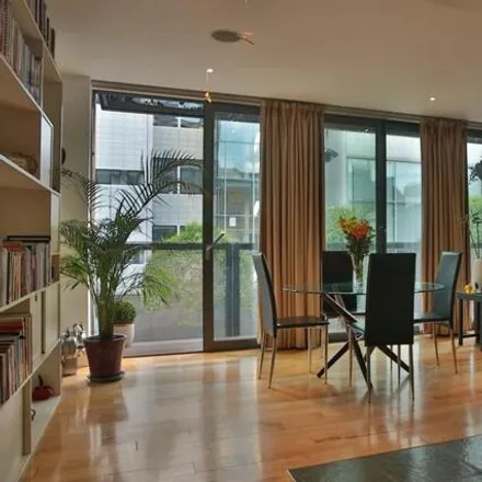 Rent this 2 bed apartment on 350 Goswell Road in Angel, London
