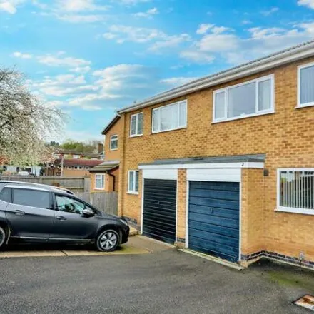 Buy this 3 bed duplex on Victoria Close in Arnold, NG5 8FQ