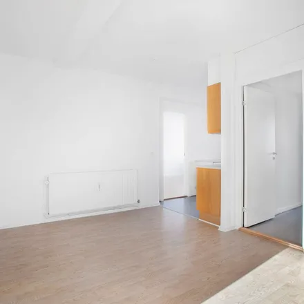Rent this 3 bed apartment on Hovedgaden 514 in 2640 Hedehusene, Denmark