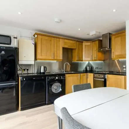 Image 2 - Tesco, 100A West Cromwell Road, London, W14 8PB, United Kingdom - Apartment for sale