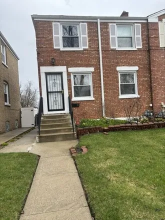 Buy this 2 bed house on 361 Hyde Park Avenue in Bellwood, IL 60104
