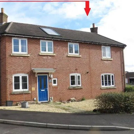 Buy this 3 bed duplex on Clover Lane in Durrington, SP4 8FG