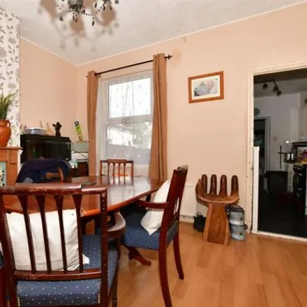 Buy this 3 bed townhouse on Vickers Road in London, DA8 1PH