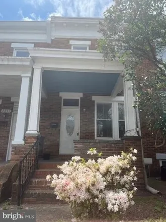 Image 3 - 2855 Mayfield Avenue, Baltimore, MD 21213, USA - House for sale
