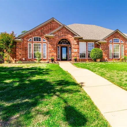 Buy this 4 bed house on 5 Oak Run Court in Mansfield, TX 76063