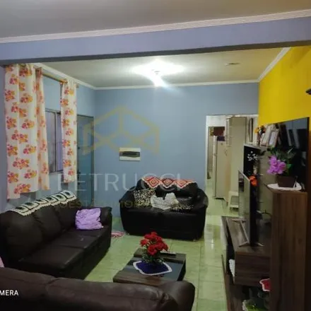 Buy this 3 bed house on Rua Neuza Francisca dos Santos in Loteamento Parque Sevilha, Sumaré - SP
