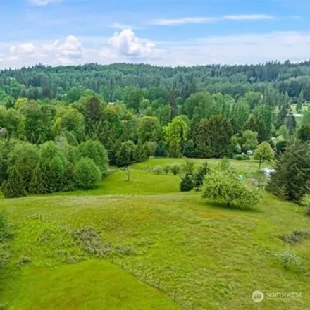 Buy this studio house on 17758 Simon Road in Snohomish County, WA 98290