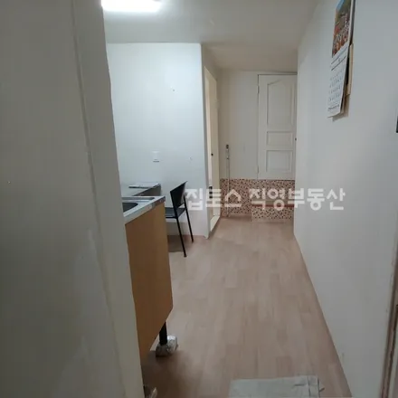 Rent this 2 bed apartment on 서울특별시 강남구 도곡동 902-71