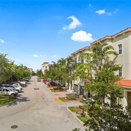 Image 8 - 581 Southwest 102nd Terrace, Pembroke Pines, FL 33025, USA - House for rent