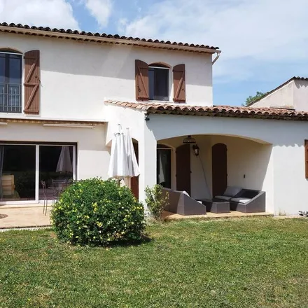 Rent this 3 bed house on 06560 Valbonne