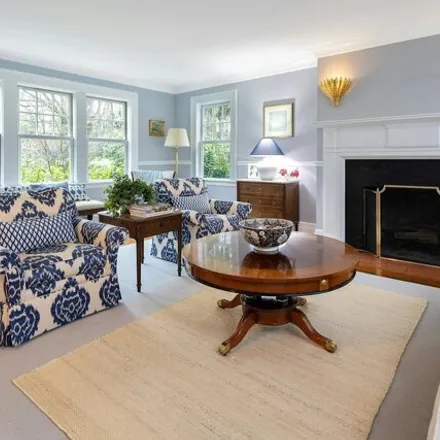 Image 9 - 8 Park Avenue, Greenwich, CT 06830, USA - House for sale
