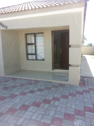 Image 1 - Gaborone, Borakanelo, SOUTH-EAST DISTRICT, BW - Apartment for rent