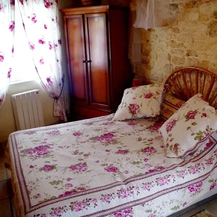 Rent this 1 bed house on 17310 Saint-Pierre-d'Oléron