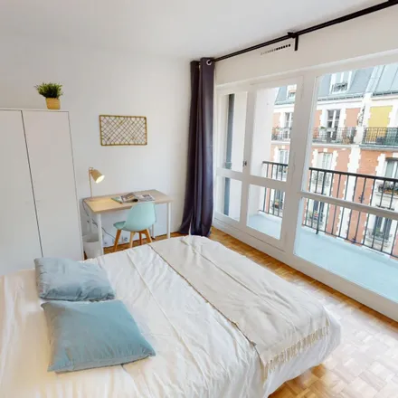 Rent this 5 bed room on 16 Rue Tiphaine in 75015 Paris, France