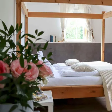 Rent this 1 bed house on Dusseldorf in North Rhine-Westphalia, Germany