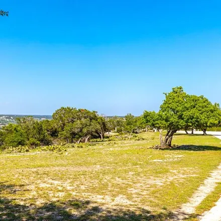 Buy this studio house on 118 Center Oaks Court in Kerrville, TX 78028