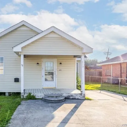 Buy this studio house on 695 10th Street in Lockport, Lafourche Parish