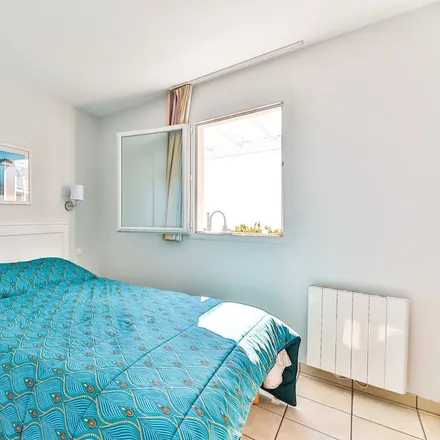 Rent this 1 bed apartment on 85100 Les Sables-d'Olonne