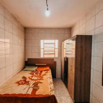 Buy this 4 bed house on Rua Santa Bárbara in Centro, Santa Bárbara d'Oeste - SP