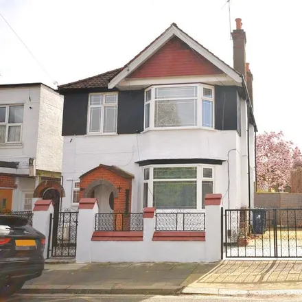 Rent this 3 bed house on Derwentwater Primary School in Stuart Road, London