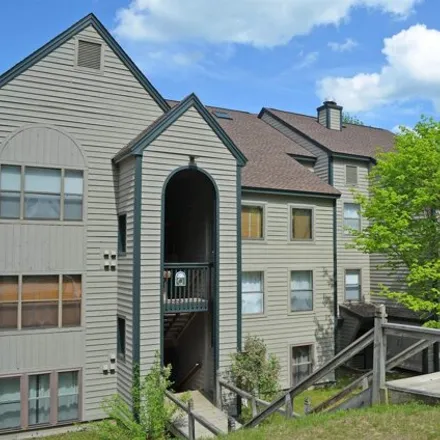 Buy this 3 bed condo on 86 Fowler Road in Ludlow, Windsor County