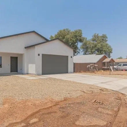 Image 2 - 31824 N Poplar St, Wittmann, Arizona, 85361 - House for sale