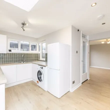 Rent this 2 bed apartment on Goodman Crescent in London, SW2 4NS