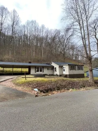 Buy this 2 bed house on Carter Drive in Pikeville, KY 41501