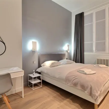 Rent this 3 bed apartment on 132 Rue du Faubourg Saint-Honoré in 75008 Paris, France