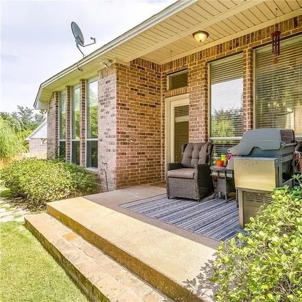 Image 2 - 6404 Fianna Hills Drive, Fort Worth, TX 76132, USA - House for rent